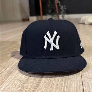 New York Yankees Men’s ball cap